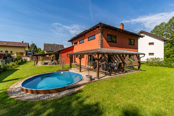 Prodej domu 227 m², Zlatá