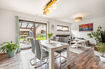 Prodej domu 227 m², Zlatá