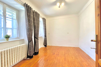 Prodej domu 121 m², Praha 5 - Zbraslav