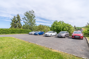Parkování - Prodej bytu 1+1 v osobním vlastnictví 46 m², Habrovany