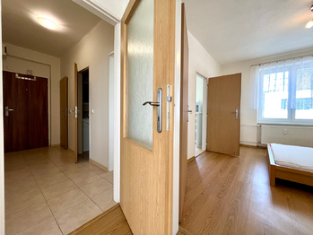 Pronájem bytu 2+1 v osobním vlastnictví 50 m², Praha 4 - Michle