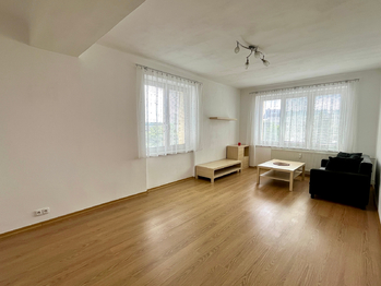 Pronájem bytu 2+1 v osobním vlastnictví 50 m², Praha 4 - Michle