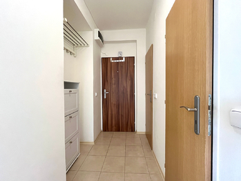 Pronájem bytu 2+1 v osobním vlastnictví 50 m², Praha 4 - Michle