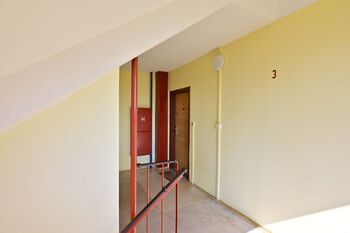 Chodba 3 - Pronájem bytu 3+1 v družstevním vlastnictví 81 m², Praha 4 - Libuš