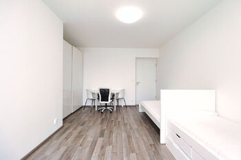 Pronájem bytu 3+kk v osobním vlastnictví 95 m², Praha 4 - Nusle
