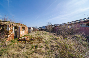 Prodej výrobních prostor 5914 m², Radkov