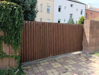 Pronájem malého objektu 12 m², Praha 9 - Vysočany