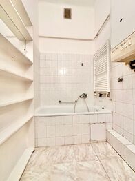 Prodej bytu 3+kk v osobním vlastnictví 95 m², Pardubice