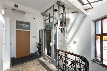 Prodej bytu 3+1 v osobním vlastnictví 158 m², Praha 1 - Staré Město