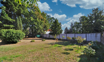Prodej pozemku 668 m², Praha 9 - Horní Počernice