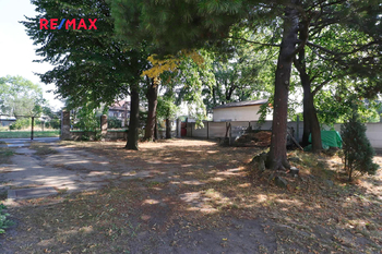Prodej pozemku 668 m², Praha 9 - Horní Počernice