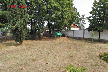 Prodej pozemku 668 m², Praha 9 - Horní Počernice