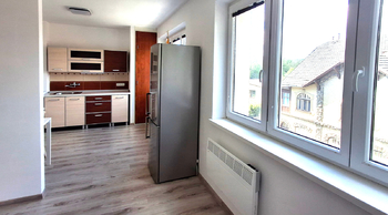 Obývací pokoj s kuchyní - Pronájem bytu 1+1 v osobním vlastnictví 31 m², Vyškov 