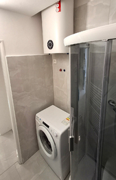 Koupelna - Pronájem bytu 1+1 v osobním vlastnictví 31 m², Vyškov