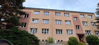 Pohled na dům - Pronájem bytu 1+1 v osobním vlastnictví 31 m², Vyškov