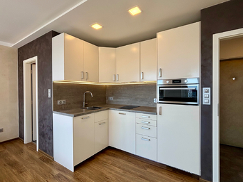 Pronájem bytu 1+kk v osobním vlastnictví 35 m², Praha 5 - Stodůlky