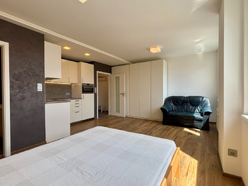 Pronájem bytu 1+kk v osobním vlastnictví 35 m², Praha 5 - Stodůlky