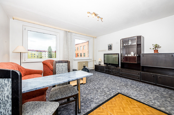 Obývací pokoj - Prodej bytu 2+kk v družstevním vlastnictví 49 m², Teplice