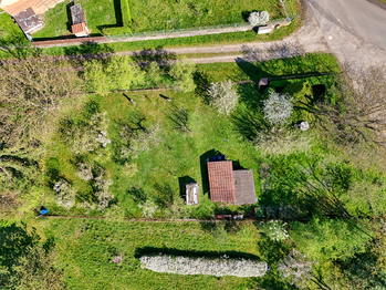 Prodej pozemku 816 m², Zalešany