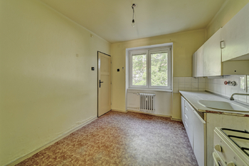 kuchyně s jídelnou - Prodej bytu 2+1 v osobním vlastnictví 60 m², Kolín