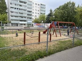 Prodej bytu 3+1 v osobním vlastnictví 77 m², Praha 6 - Řepy