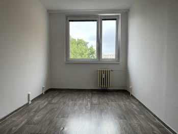 Prodej bytu 3+1 v osobním vlastnictví 77 m², Praha 6 - Řepy