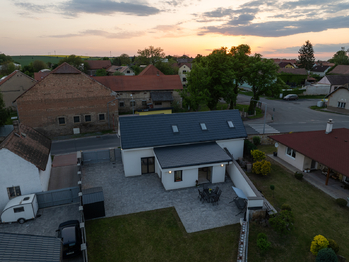 Prodej domu 149 m², Vykáň