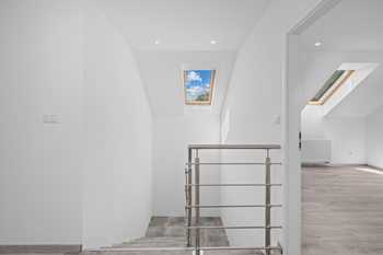 Prodej domu 149 m², Vykáň