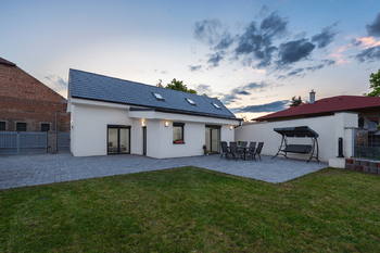 Prodej domu 149 m², Vykáň
