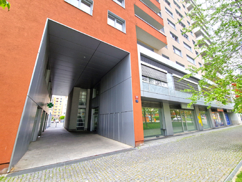 Pronájem bytu 1+kk v družstevním vlastnictví 35 m², Praha 5 - Stodůlky