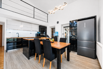 Prodej bytu 5+kk v osobním vlastnictví 154 m², Jabloňov