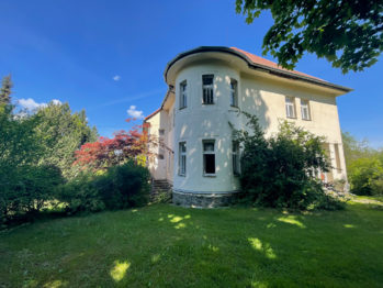 Pronájem bytu 5+1 114 m², Lštění