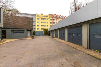 Pronájem skladovacích prostor 250 m², Praha 5 - Košíře