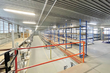 Pronájem skladovacích prostor 1045 m², Králův Dvůr