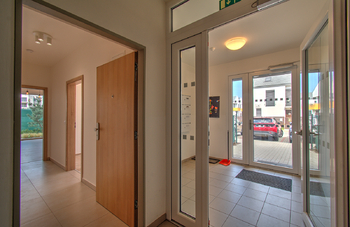 Prodej bytu 2+kk v osobním vlastnictví 57 m², Jinočany