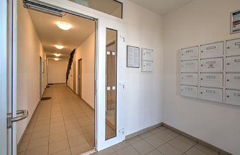 Prodej bytu 2+kk v osobním vlastnictví 57 m², Jinočany