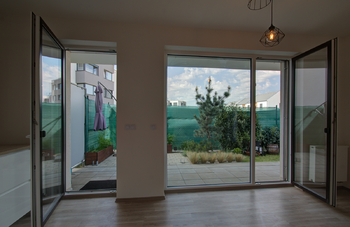 Prodej bytu 2+kk v osobním vlastnictví 57 m², Jinočany