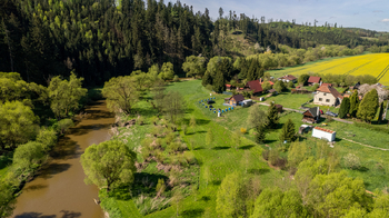 Prodej pozemku 2100 m², Vlastějovice