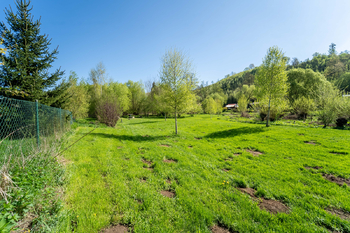 Prodej pozemku 2100 m², Vlastějovice