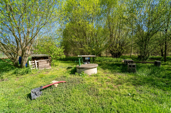 Prodej pozemku 2100 m², Vlastějovice