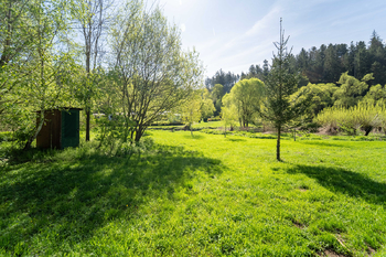 Prodej pozemku 2100 m², Vlastějovice