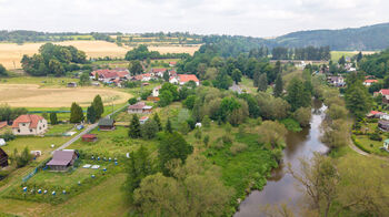 Prodej pozemku 2100 m², Vlastějovice