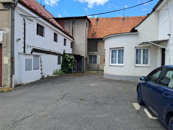 Pronájem obchodních prostor 270 m², Praha 4 - Libuš