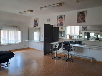 Pronájem obchodních prostor 270 m², Praha 4 - Libuš