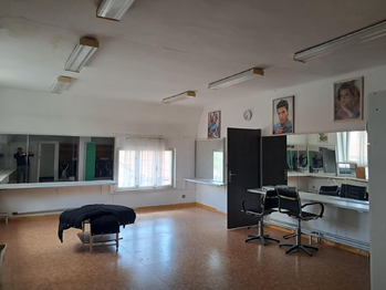 Pronájem obchodních prostor 270 m², Praha 4 - Libuš
