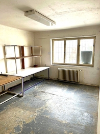 Pronájem skladovacích prostor 270 m², Praha 4 - Libuš