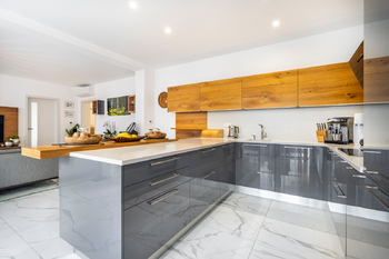 Prodej bytu 4+kk v osobním vlastnictví 138 m², Karlovy Vary