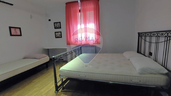 Prodej domu 420 m², Tollo