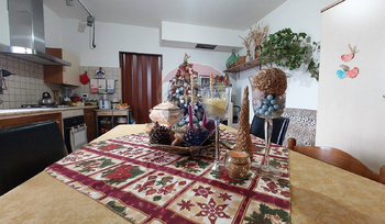 Prodej domu 420 m², Tollo