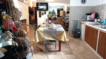 Prodej domu 420 m², Tollo